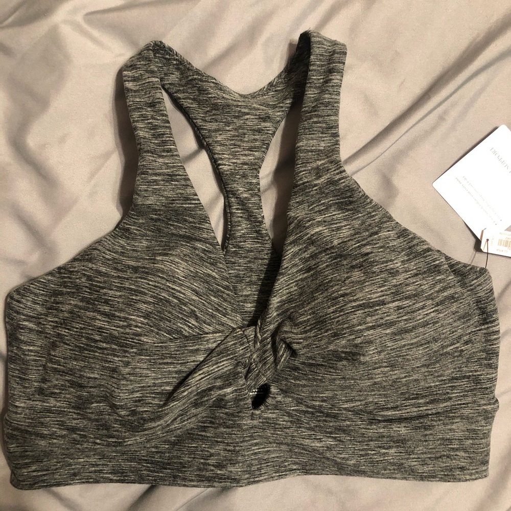VS Sports Bra